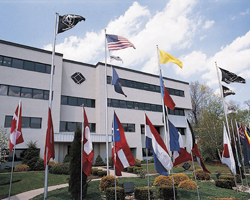 Le siège social du groupe est situé à Lawrence en Pennsylvanie à une cinquantaine de kilomètres au sud de Pittsburgh.